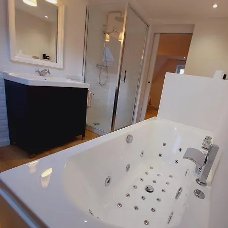O Colombages Apartmán Les Biolles